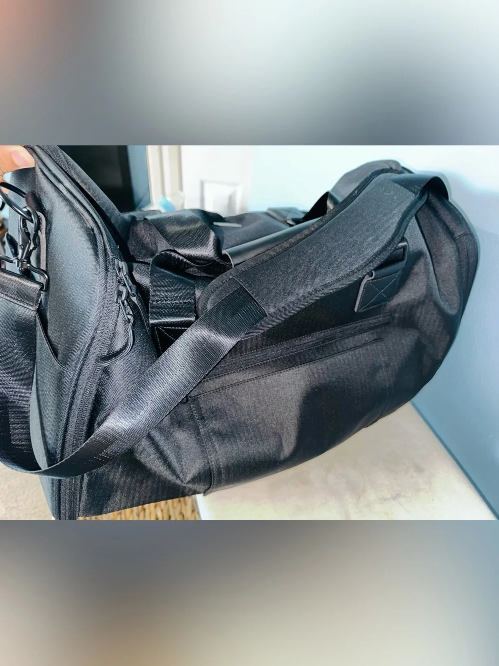 MVST sleek black